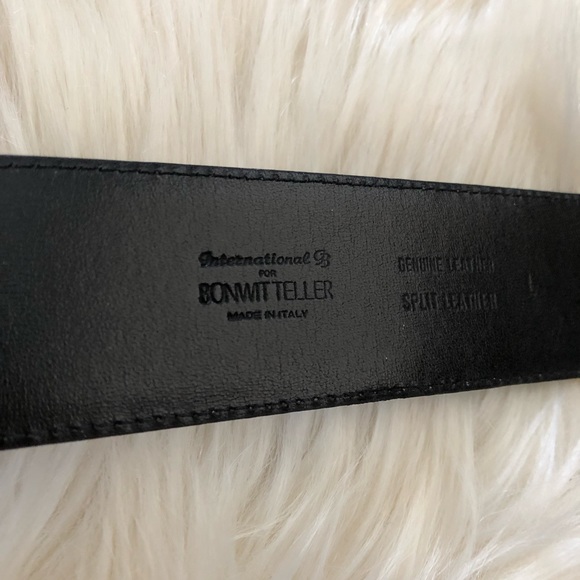 Bonwit Teller Italian leather belt coin buckle - Picture 5 of 7